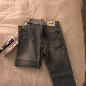 Calvin Klein Jeans Jeans - CALVIN KLEIN LIGHT WASH DENIM JEANS Calvin Klein Jeans Jeans - CALVIN KLEIN LIGHT WASH DENIM JEANS